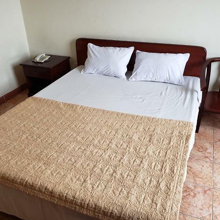 Alibaba'S Hotel Cat Ba Island ภายนอก รูปภาพ